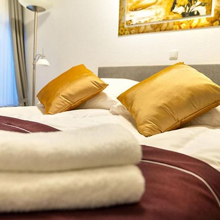 Hotel Kronenkurve برغكامن المظهر الخارجي الصورة