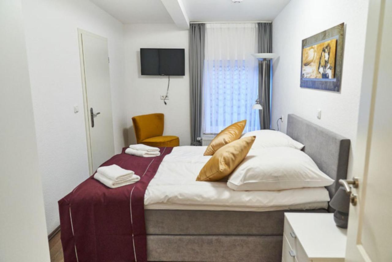 Hotel Kronenkurve برغكامن المظهر الخارجي الصورة