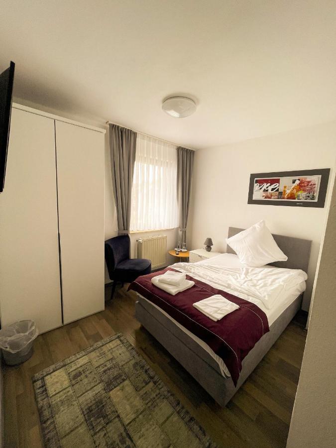 Hotel Kronenkurve برغكامن المظهر الخارجي الصورة